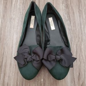 Vera Wang green loafers
